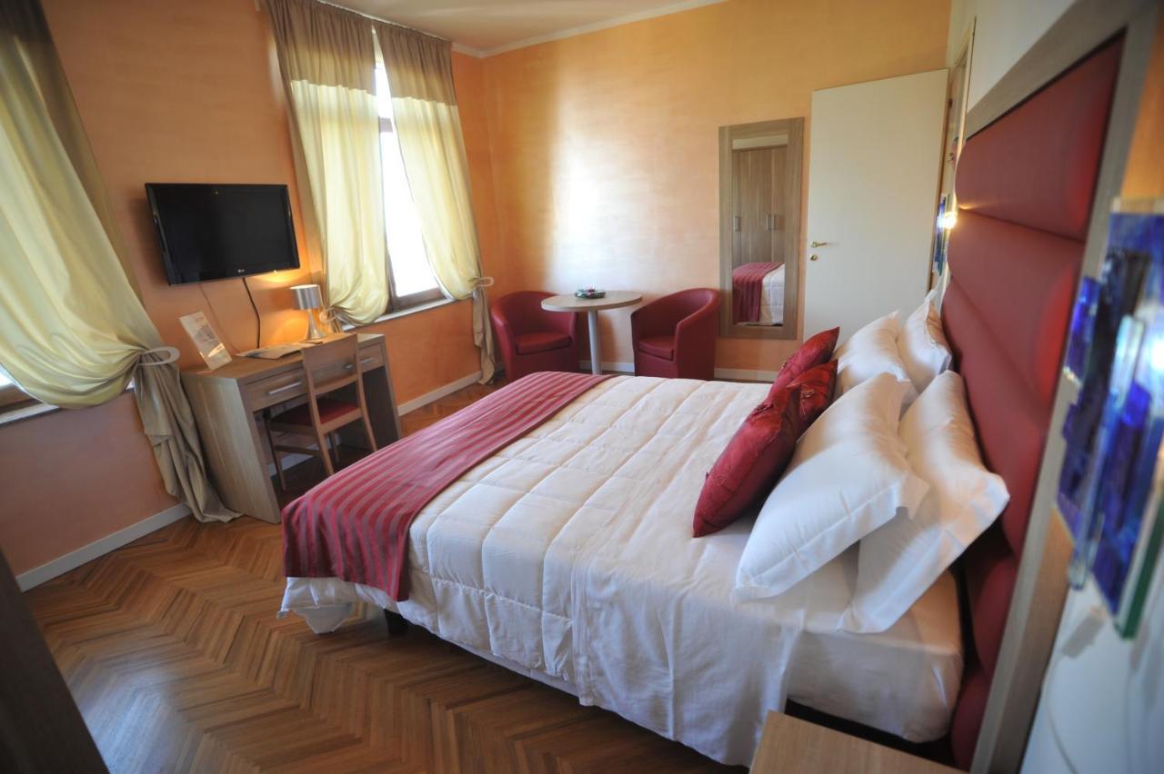 Hotel Astoria Fermo Eksteriør billede